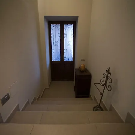 Casa Orlando With Wonderful Lake View And Garden 아파트